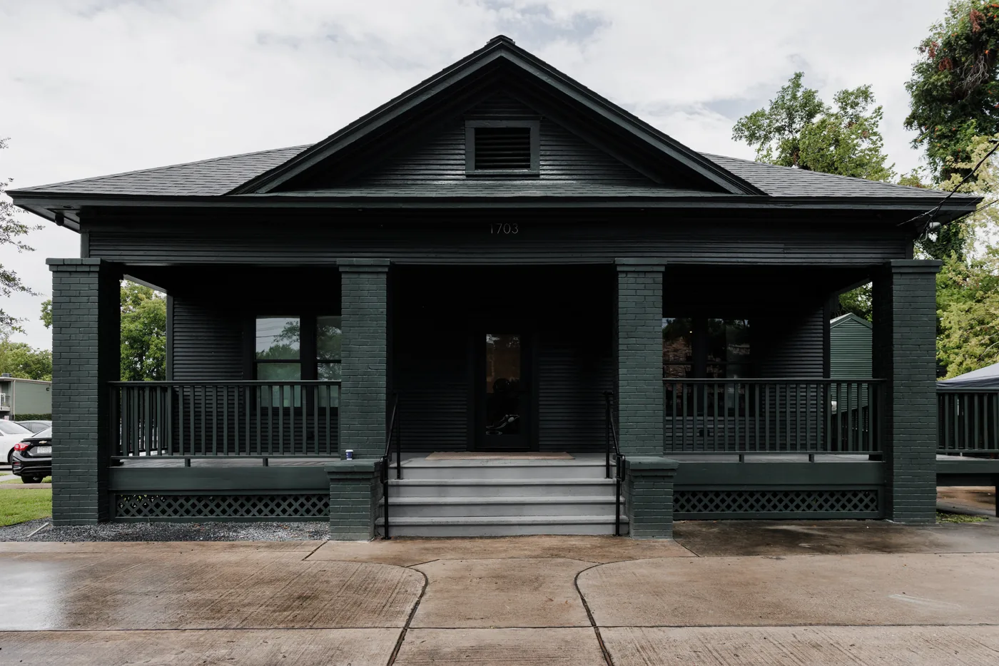 Unify Physical Therapy and Wellness building at 1703 Yale St, Houston Heights